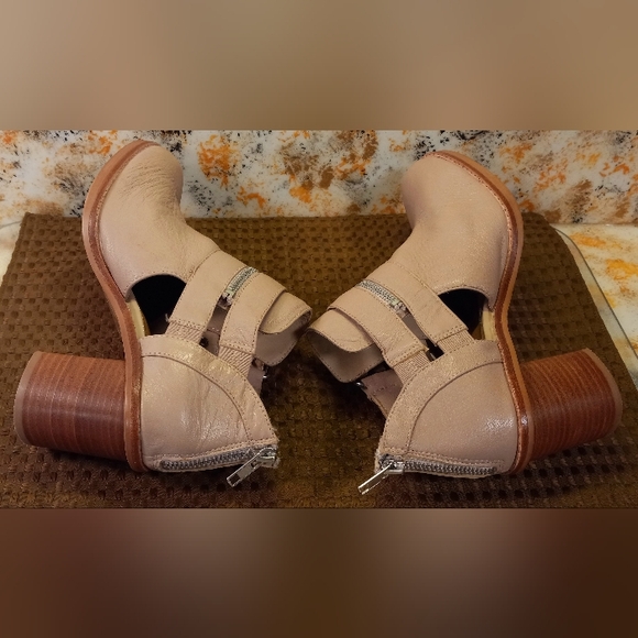 Ankle Boots dv (dolce vita) Tan Size 9 - Picture 7 of 16